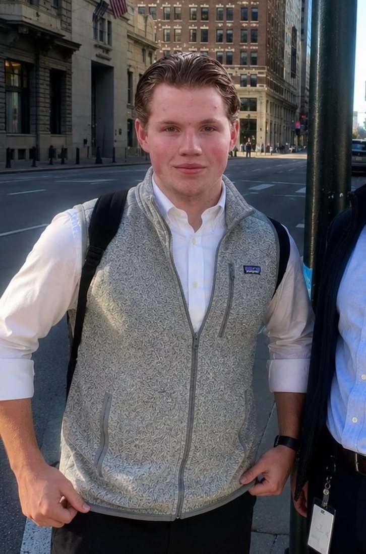Leden van Taurus et Ursus in volledige collegiale outfit